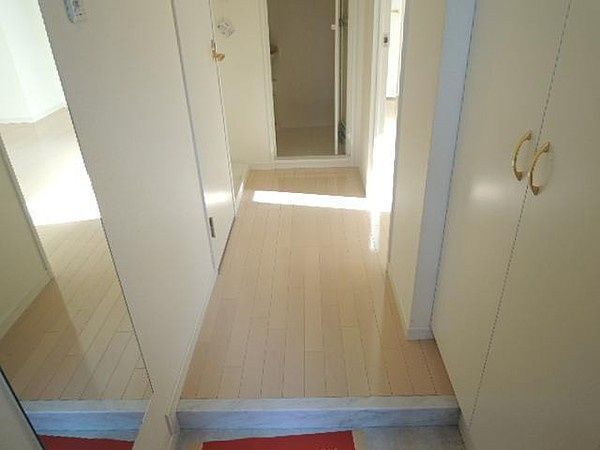 レピュア大塚の玄関写真