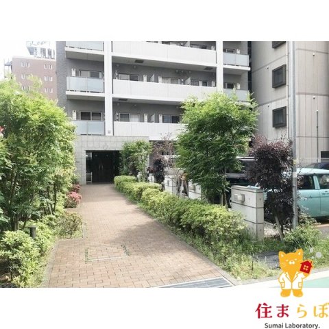エントランス　共用部の印象も大切に