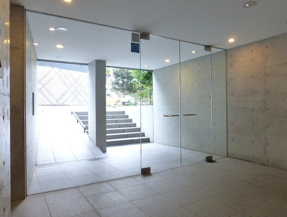 ＪＲ山手線 恵比寿駅 徒歩15分 9階建 築19年の外観写真
