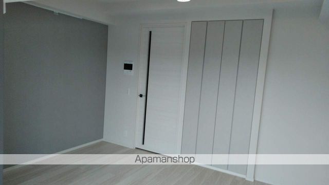 ルフォンプログレ上野公園の居間写真