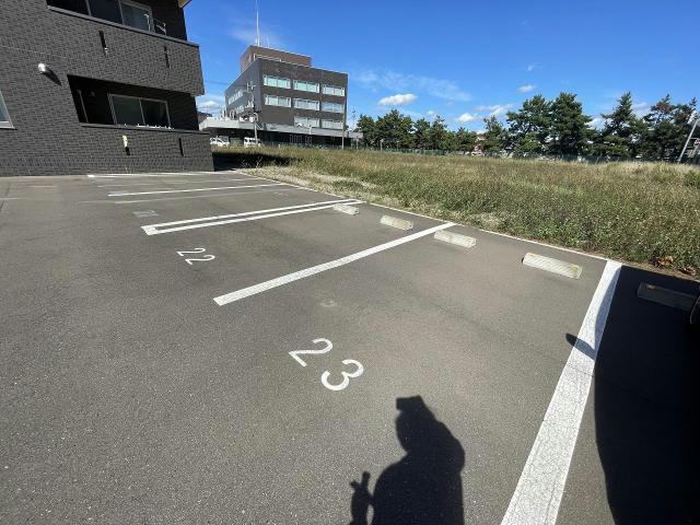 駐車場　駐車場