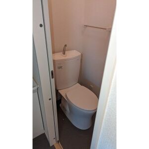 シャルム日吉のトイレ写真