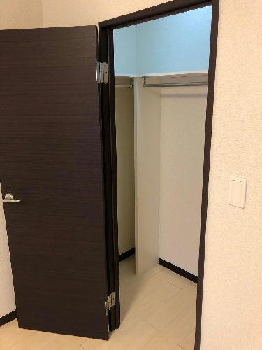 収納　約１畳のウォークインクローゼット完備！！