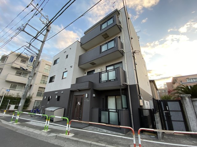 ＪＲ山手線 駒込駅 徒歩4分 築16年