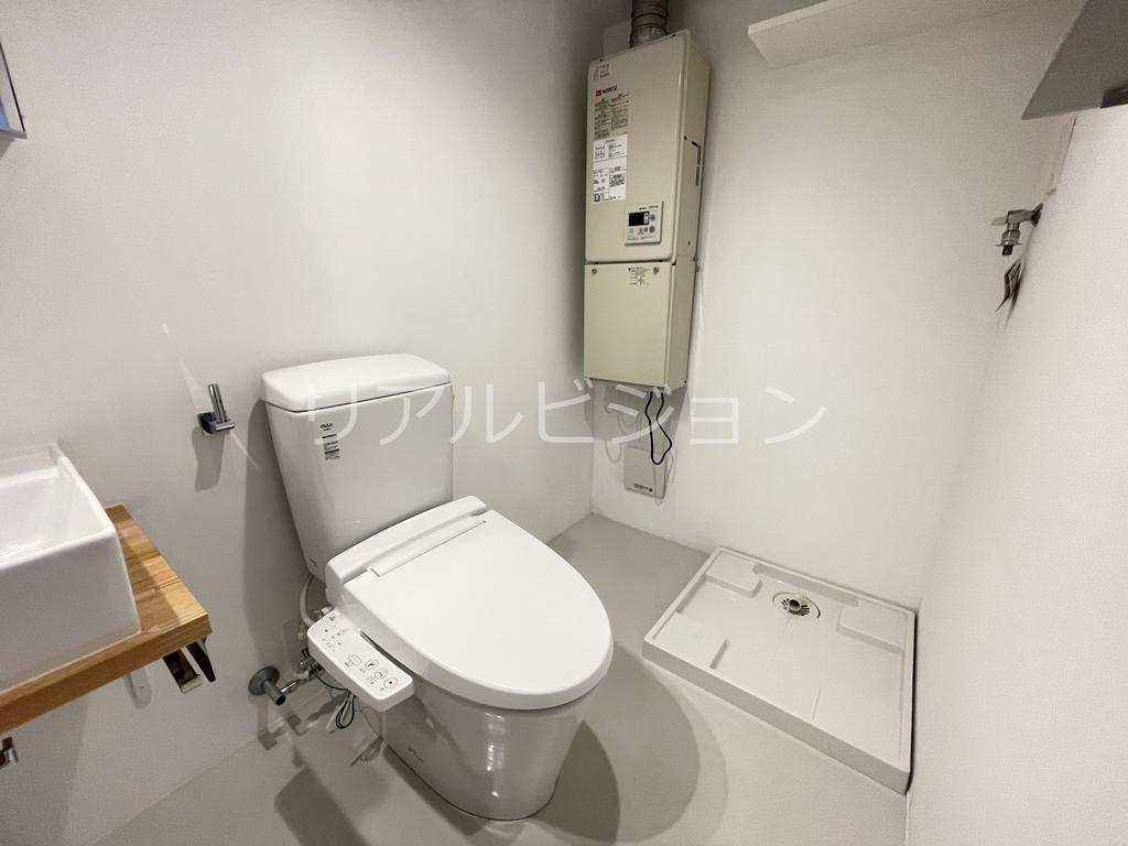 プラティーク白金のトイレ写真