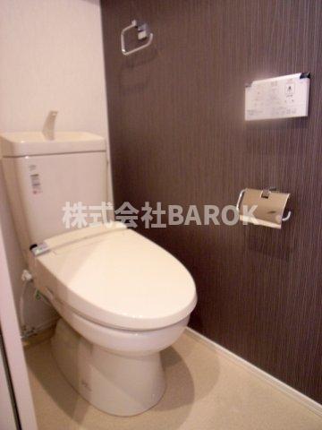地下鉄七隈線 渡辺通駅 徒歩10分 15階建 築10年のトイレ写真