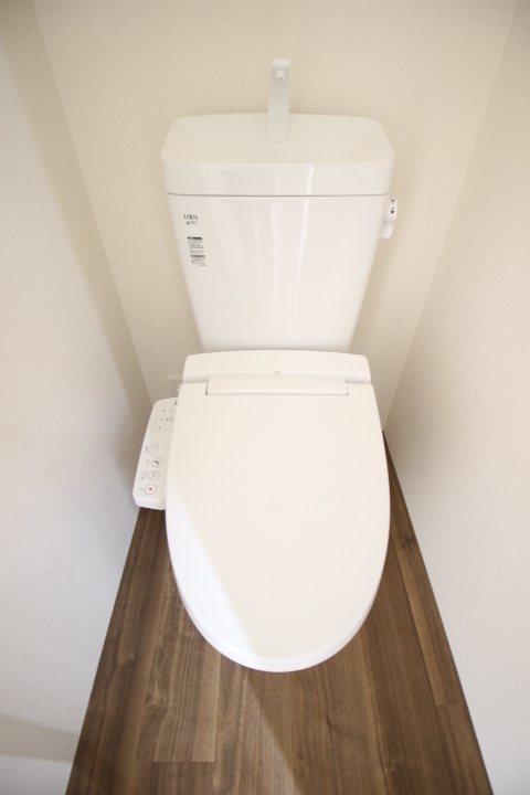 MODERN STYLEのトイレ写真