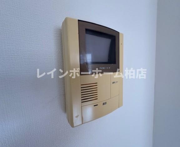 セキュリティ　TVインターホンです