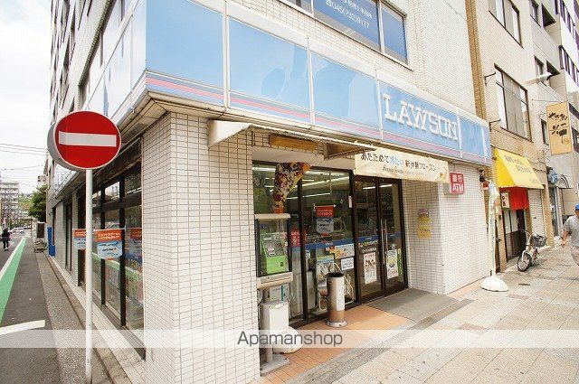 コンビニ　ローソン（コンビニ）まで370m