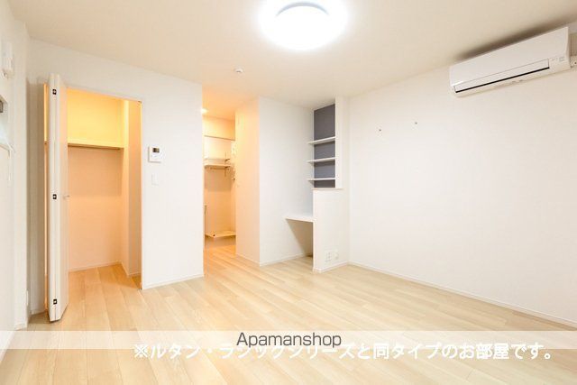 ＪＲ博多南線 博多南駅 徒歩19分 2階建 新築の居間写真