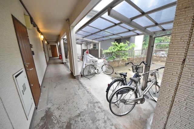その他共有部分　★屋根付き駐輪場★