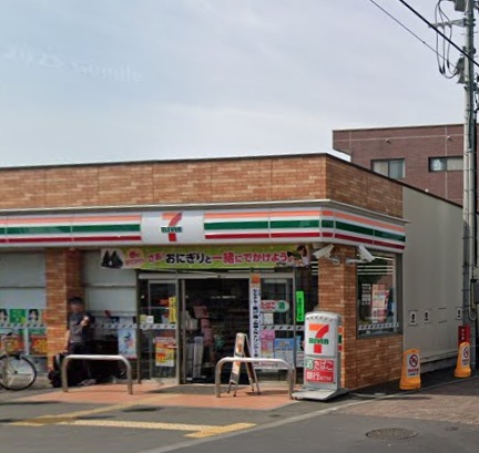 コンビニ　セブンイレブン小作駅西口店（コンビニ）まで236m