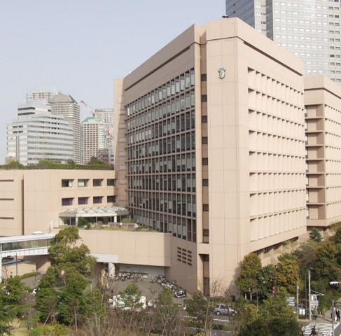 病院　（財）聖路加国際病院（病院）まで453m