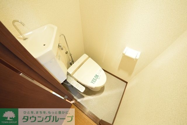 トイレ　お部屋探しはタウンハウジング蘇我店へお任せください。