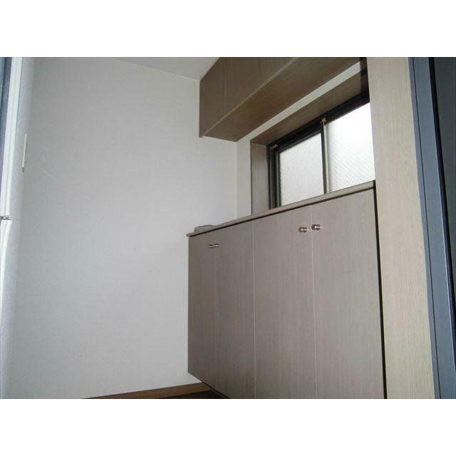 玄関　物件画像
