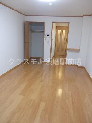 地下鉄西神・山手線 妙法寺駅 徒歩20分 2階建 築23年の居間写真