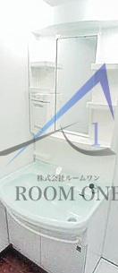 洗面設備　洗面台です。