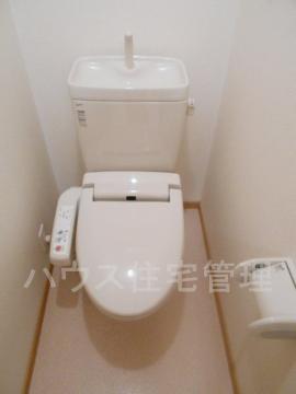 ＪＲ東海道本線 ＪＲ総持寺駅 徒歩45分 2階建 築19年のトイレ写真