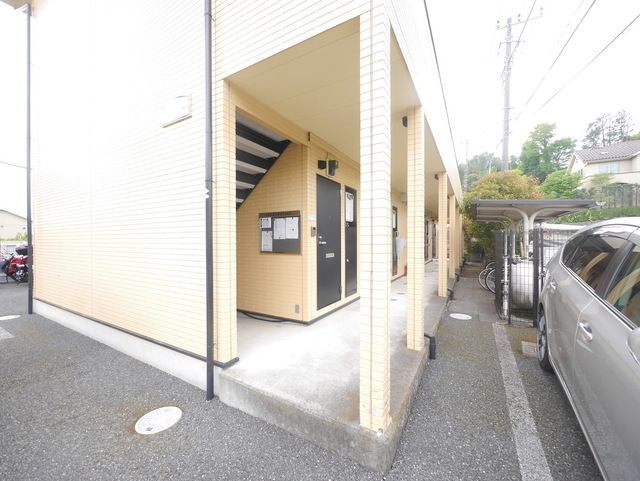 エントランス　★お部屋探しは株式会社タウンハウジング東京まで★
