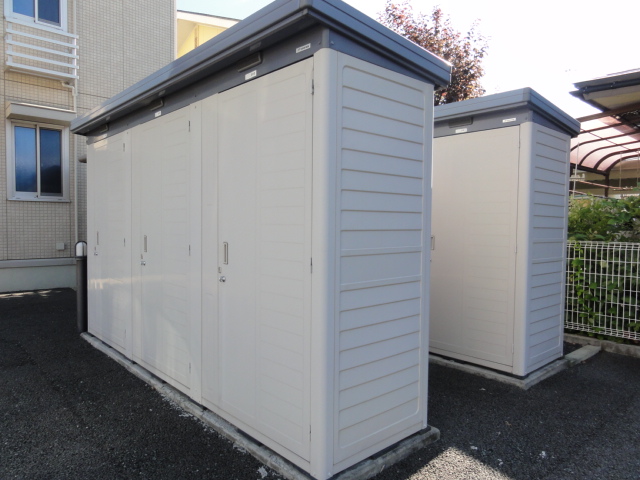 スーパー　ヤマザワ富の中店（スーパー）まで607m