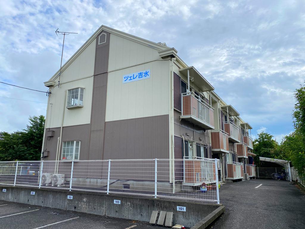 東武佐野線 吉水駅（ツェレ吉水）２階建の建物外観