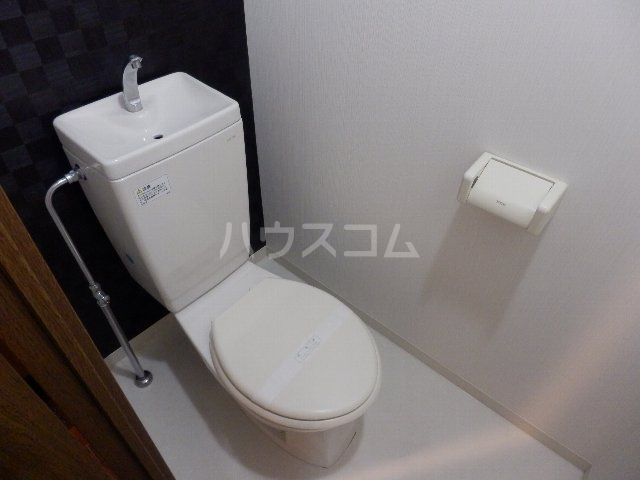 【名古屋市中村区太閤通のマンションのトイレ】