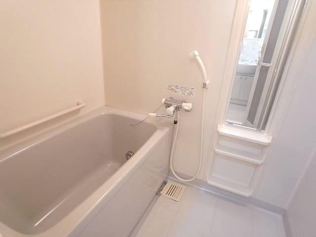 バス・シャワールーム　お風呂