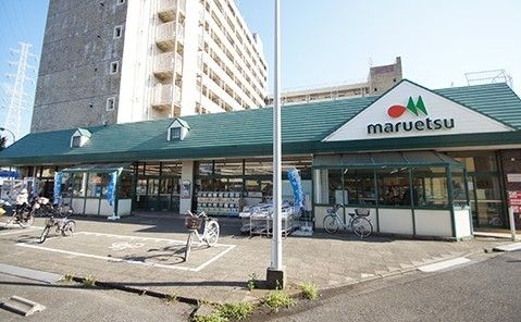 【川崎市中原区下小田中のアパートのスーパー】