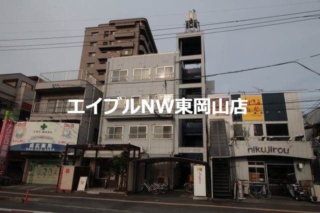 シスター中井の建物外観