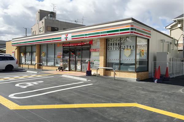 コンビニ　セブンイレブン大阪桑津5丁目店（コンビニ）まで217m