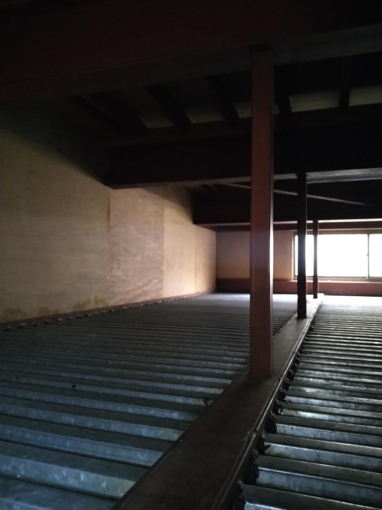 京王線 千歳烏山駅 徒歩18分 3階建 築31年の玄関写真