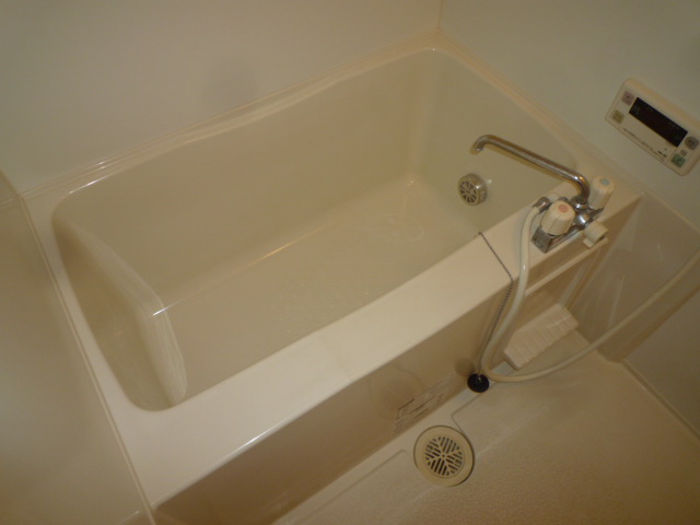 バス・シャワールーム　追い焚きバス