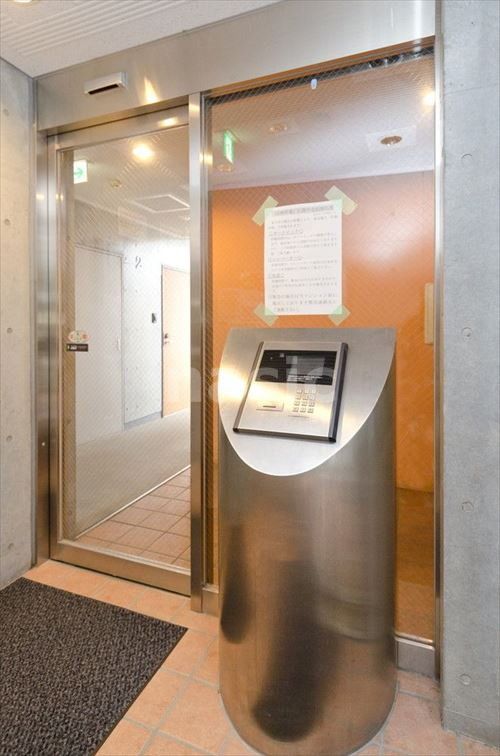 エントランス　オートロック