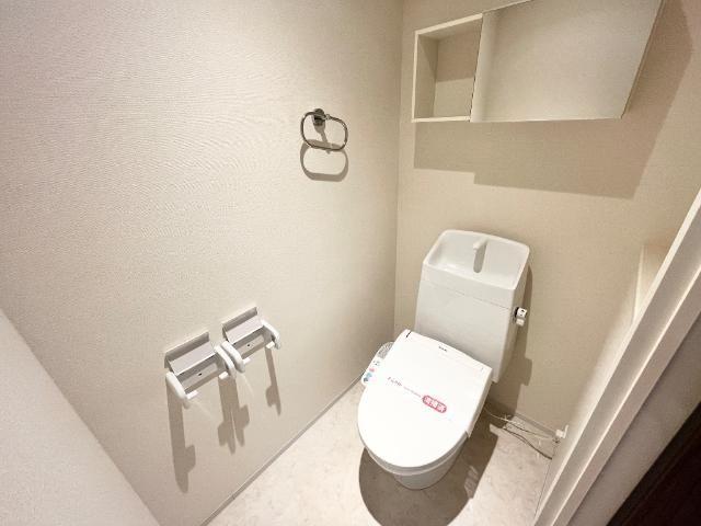 トイレ　シャワー付トイレ