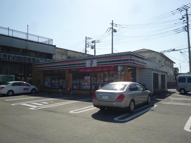 コンビニ　セブン－イレブン　与野鈴谷３丁目店（コンビニ）まで550m