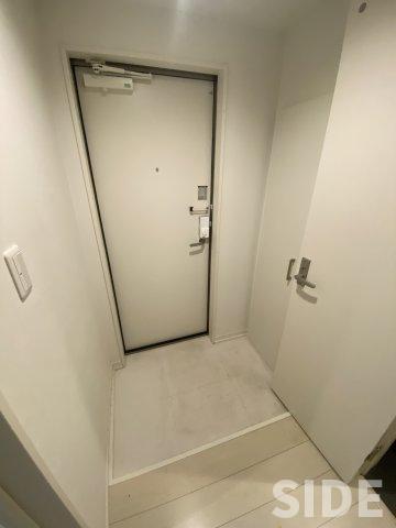 玄関　※同シリーズ参考画像