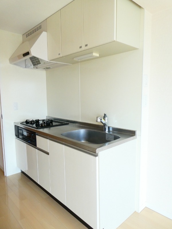 キッチン　３口ガスコンロシステムキッチンでお料理はかどる☆