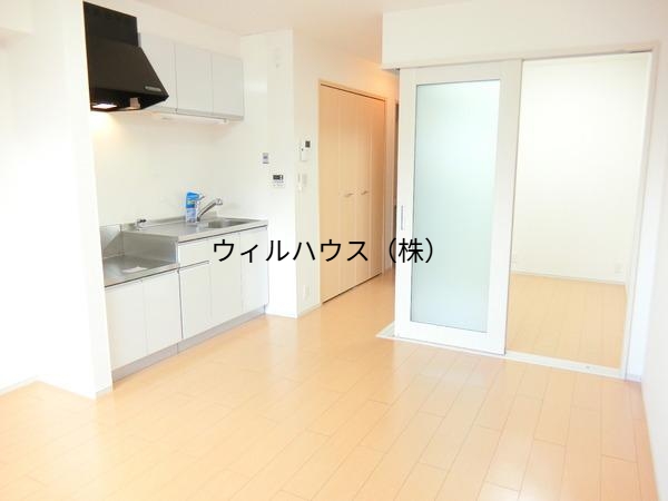 居室・リビング　広々としたリビング！