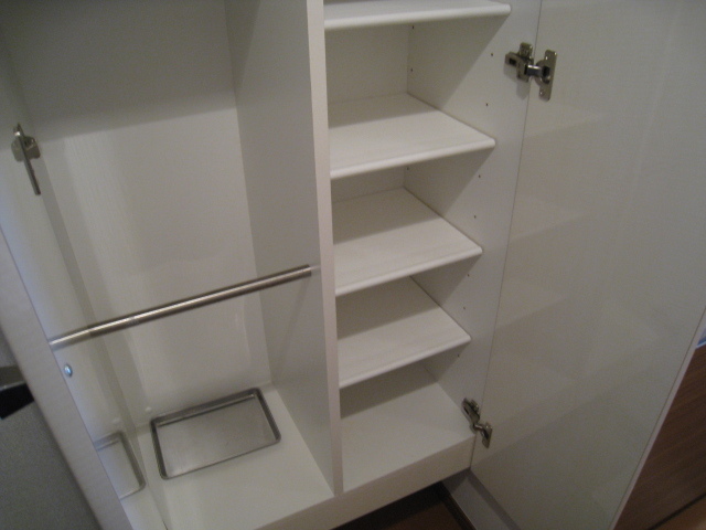 玄関　シューズボックス