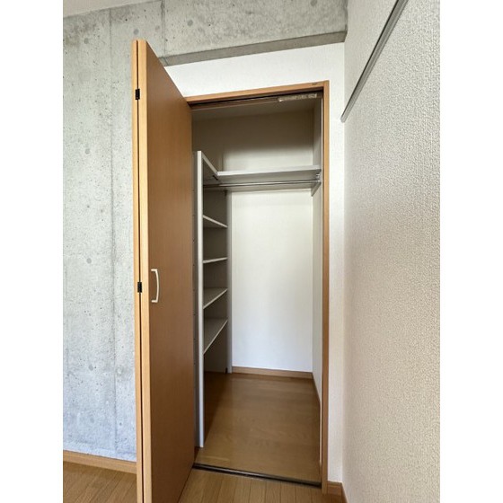 収納　洋室の収納