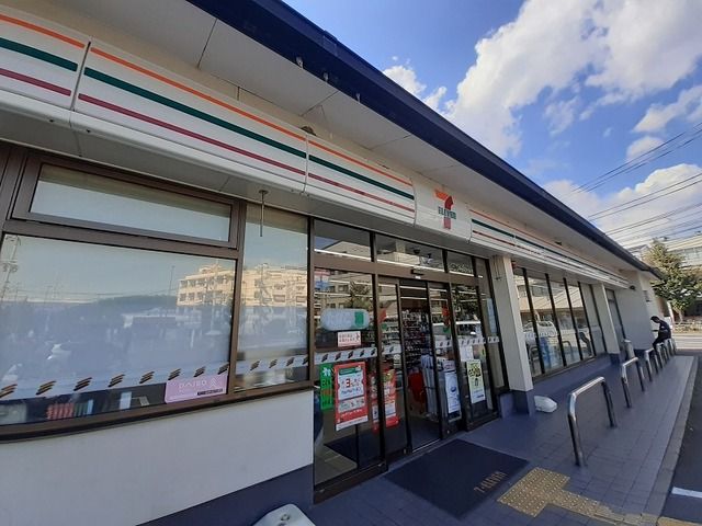 コンビニ　セブンイレブン 京都常盤店（コンビニ）まで450m
