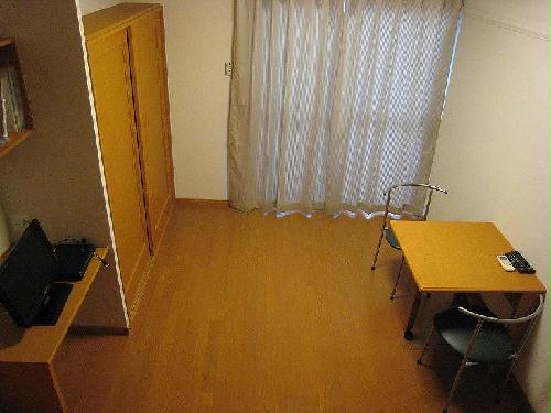 居室・リビング　1Fフローリング　2Ｆカーペット