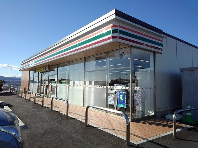 コンビニ　セブンイレブン新東名新富士イン（コンビニ）まで1200m