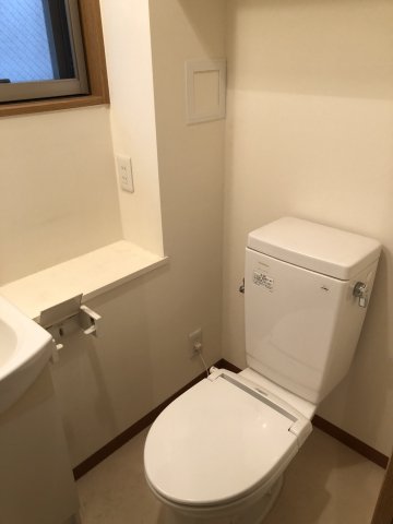 トイレ　別部屋参考写真