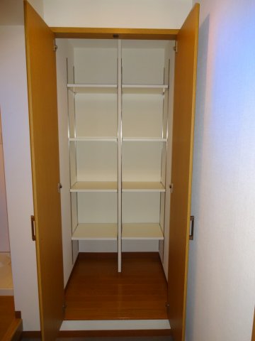 玄関　別部屋参考写真