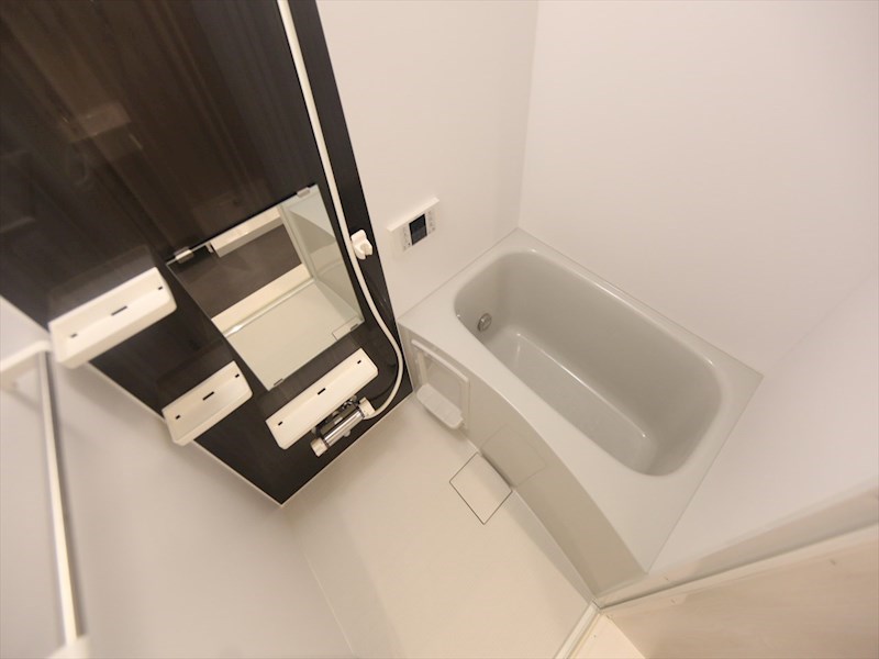 バス・シャワールーム　追い焚き機能付　オートバス機能付バスルーム