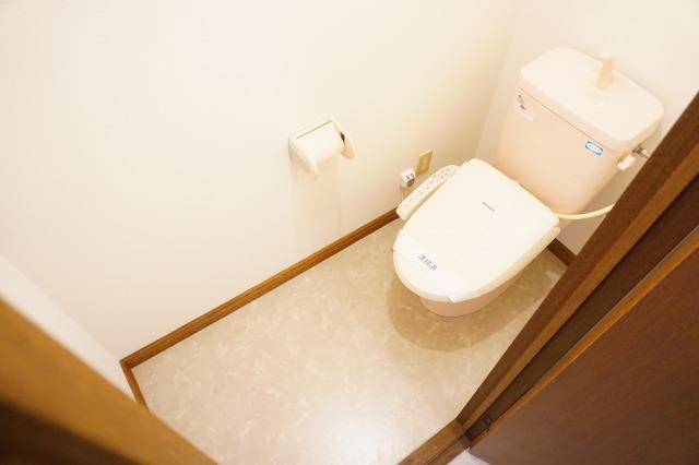 トイレ　トイレ