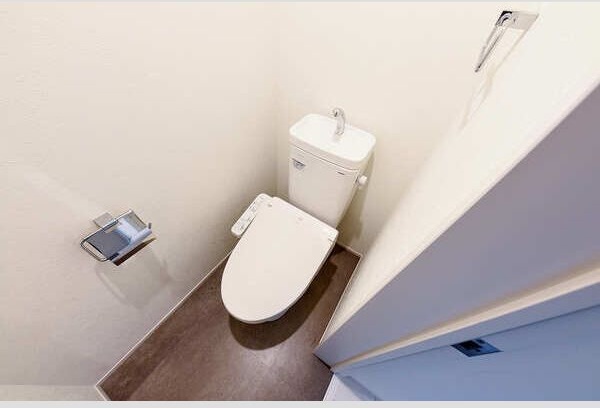 トイレ　くじらのゼロ賃貸は＼仲介手数料0円×初期費用最安×全国対応／