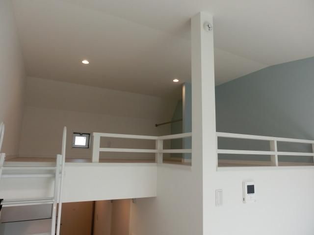その他設備　高さもある広いロフト