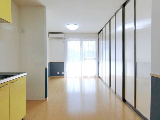 居室・リビング　リビング